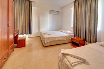 Britannia Hotel 3*