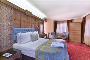 Budo Hotel 3*