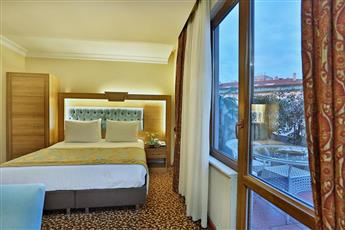 Budo Hotel 3*