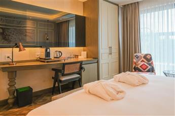 Burdock Hotel Istanbul Autograph Collection 5*