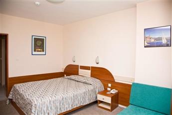 Burgas Beach Hotel 4*