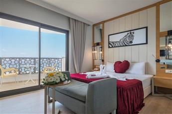 Calido Maris Hotel 5*