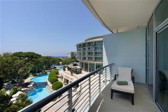 Calista Luxury Resort