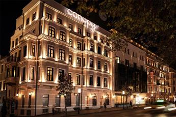 Canopy by Hilton Istanbul Taksim 4*