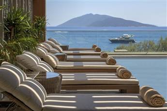 Caresse a Luxury Collection Resort & Spa 5*
