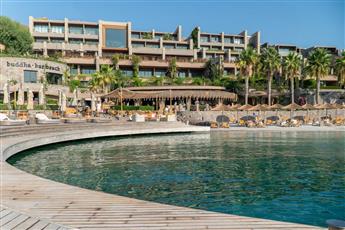 Caresse a Luxury Collection Resort & Spa