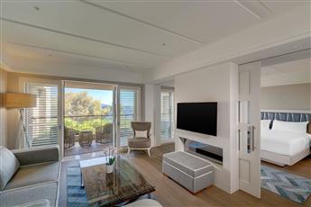 Caresse a Luxury Collection Resort & Spa