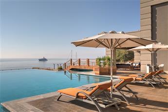Caresse a Luxury Collection Resort & Spa