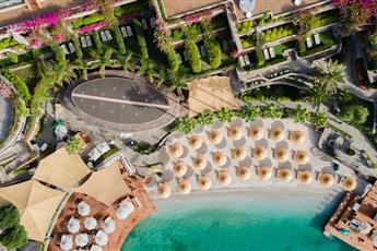 Caresse a Luxury Collection Resort & Spa