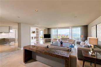 Caresse a Luxury Collection Resort & Spa