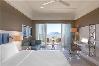 Caresse a Luxury Collection Resort & Spa