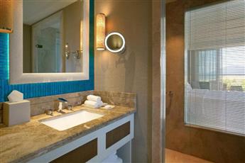 Caresse a Luxury Collection Resort & Spa