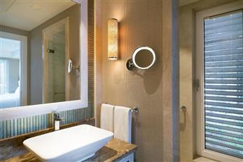 Caresse a Luxury Collection Resort & Spa