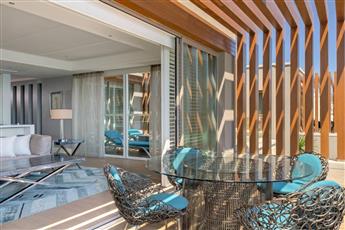 Caresse a Luxury Collection Resort & Spa