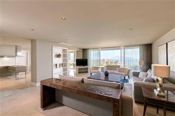 Caresse a Luxury Collection Resort & Spa