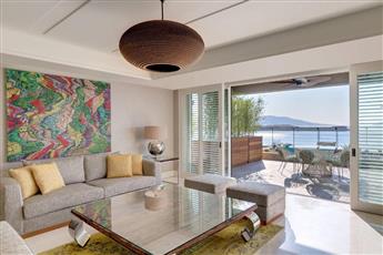 Caresse a Luxury Collection Resort & Spa