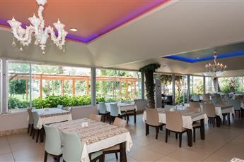 Caretta Beach Hotel 4*