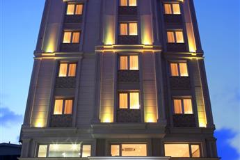 Carlton Hotel 4*