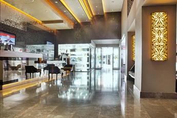 Carlton Hotel 4*