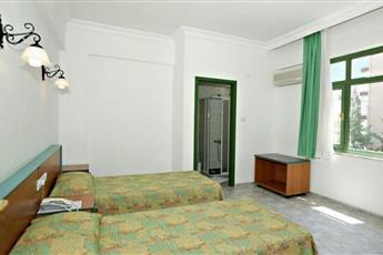 Carmen Suite Hotel 3*