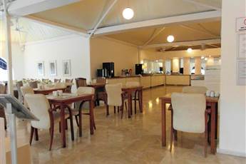 Casa Blanca Beach Hotel 4* Casa Blanca Beach Hotel 4*
