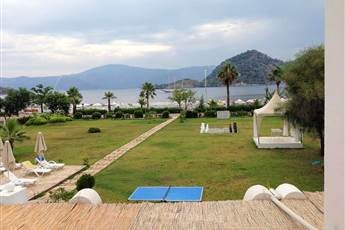 Casa Blanca Beach Hotel 4* Casa Blanca Beach Hotel 4*