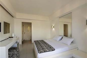 Casa Blanca Beach Hotel 4* Casa Blanca Beach Hotel 4*