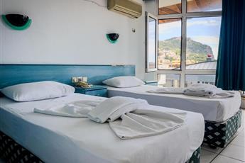 Casa Cleo Suite Hotel 3*