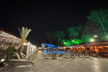 Casa De Levi̇ssi̇ Hotel Oludeni̇z