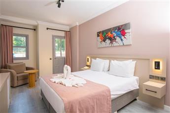 Casa De Levi̇ssi̇ Hotel Oludeni̇z