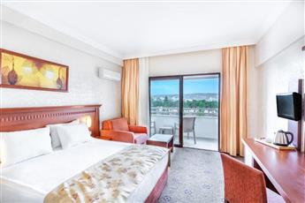 Casa Fora Beach Resort 5*