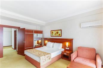 Casa Fora Beach Resort 5*