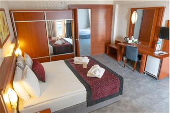 Casa Fora Beach Resort