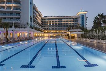 Castival Hotel Side