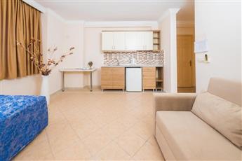 Catty Cats Garden Hotel 4*