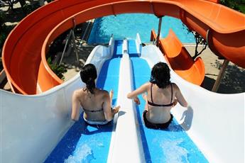 Catty Cats Garden Hotel 4*