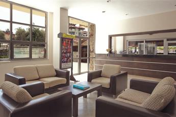 Catty Cats Garden Hotel 4*