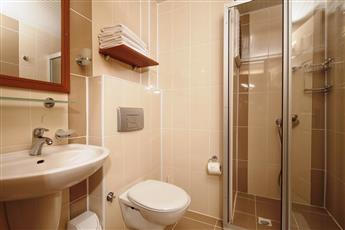 Catty Cats Garden Hotel 4*