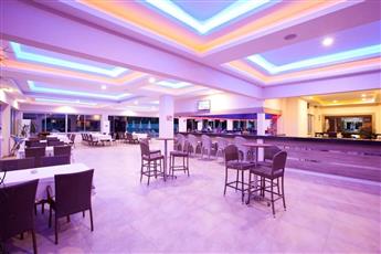 Catty Cats Garden Hotel
