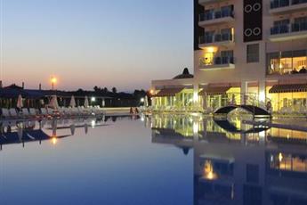 Cenger Beach Resort & Spa Hotel