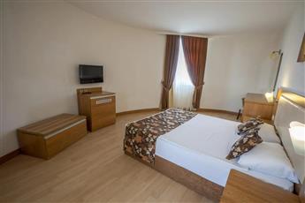 Cenger Beach Resort & Spa Hotel