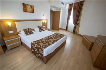 Cenger Beach Resort & Spa Hotel