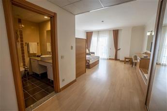 Cenger Beach Resort & Spa Hotel