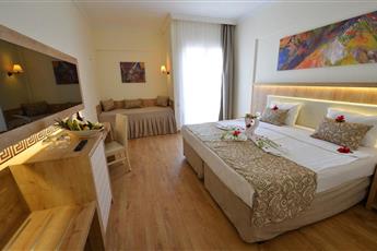 Cesars Resort Side
