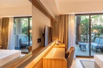 Champion Holiday Village 5*