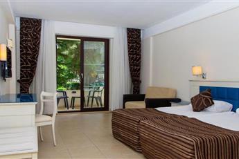 Champion Holiday Village 5*