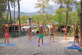 Champion Holiday Village 5*