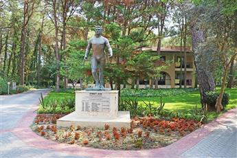 Champion Holiday Village 5*