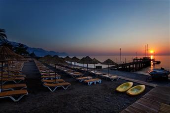 Champion Holiday Village 5*