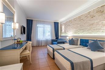 Champion Holiday Village